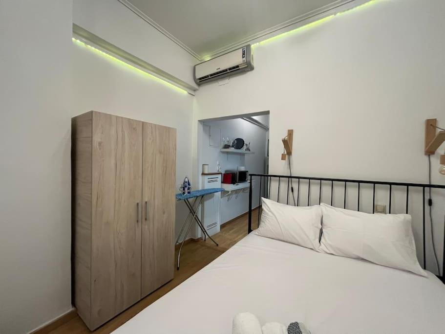 Ksenokratous-Kolonaki Cozy Apartment Athen Eksteriør billede